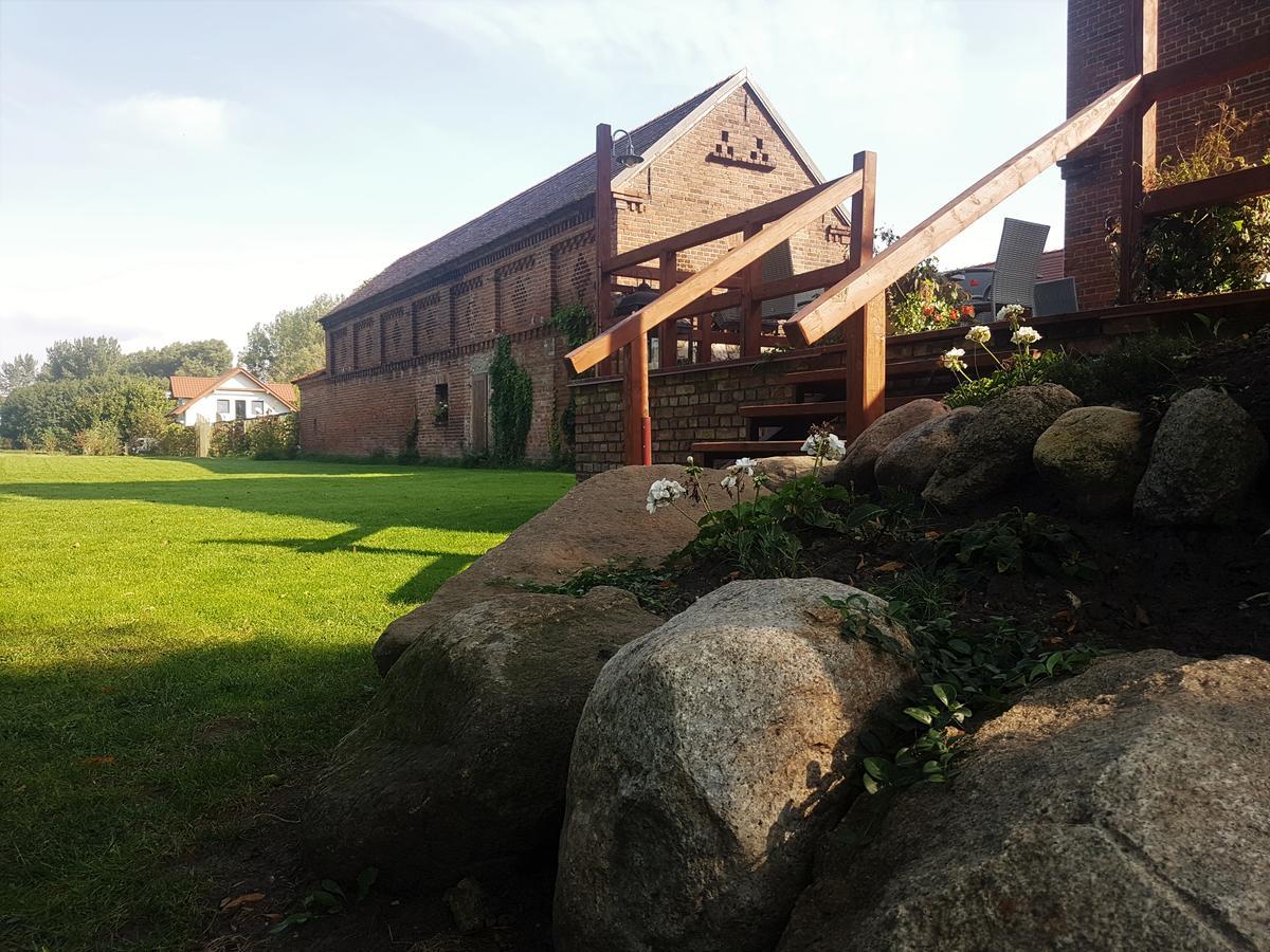 Leniwka Hotel Świebodzin Kültér fotó