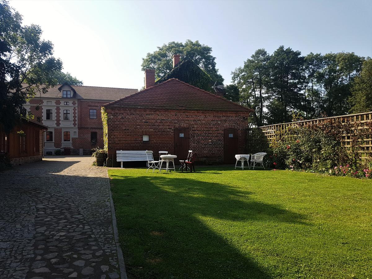 Leniwka Hotel Świebodzin Kültér fotó