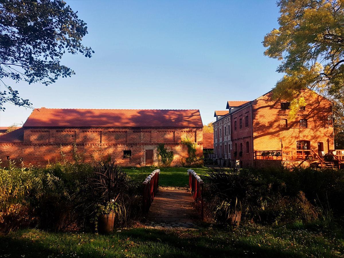 Leniwka Hotel Świebodzin Kültér fotó