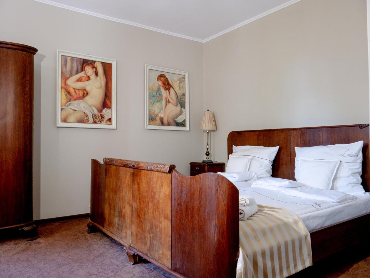 Leniwka Hotel Świebodzin Kültér fotó