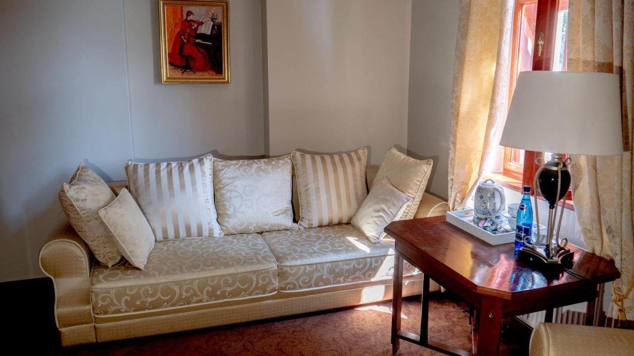 Leniwka Hotel Świebodzin Kültér fotó